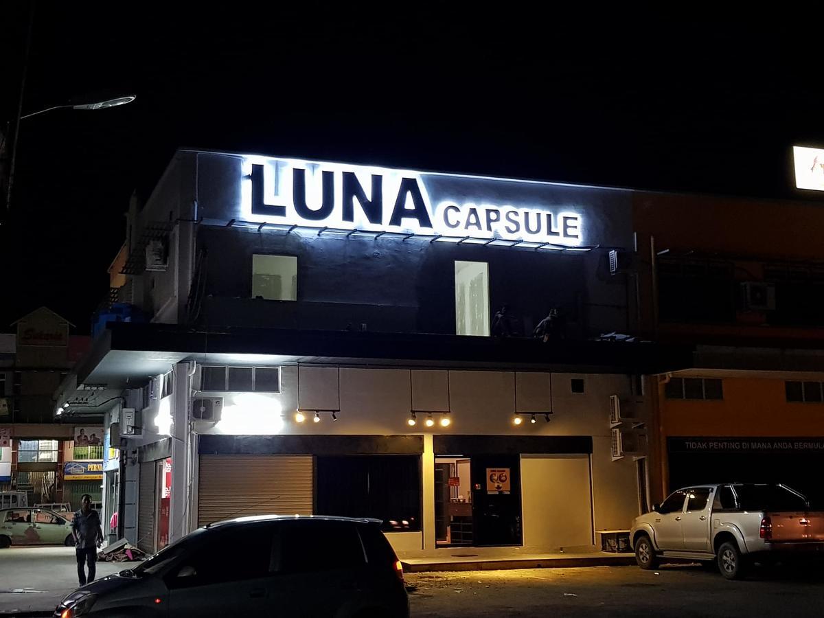 Luna Capsule Семпорна Екстер'єр фото